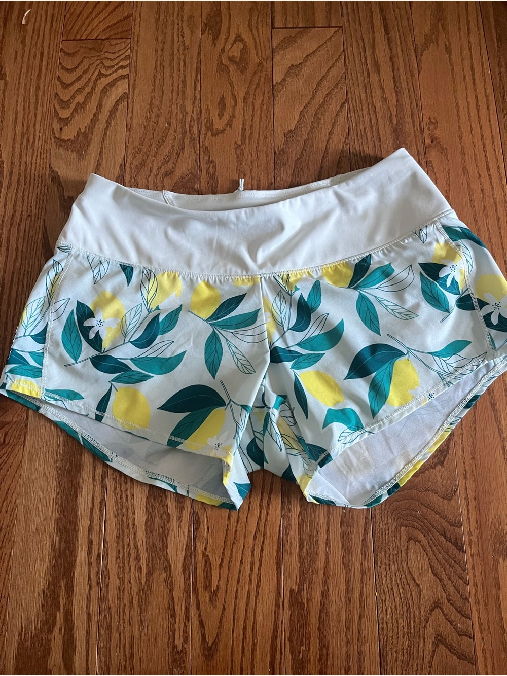 Oiselle roga shorts